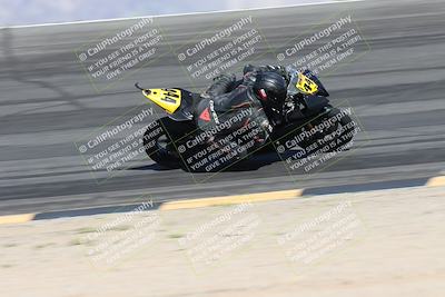 media/May-10-2025-Race Pace (Sat) [[db32fef2da]]/Vested/3-Bowl Set 1 (9am)/